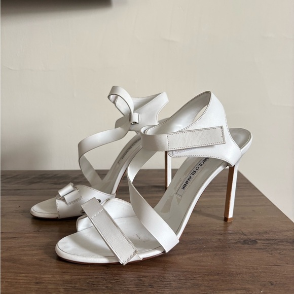 Manolo Blahnik White Strappy Heels - Size 38 - Picture 1 of 6